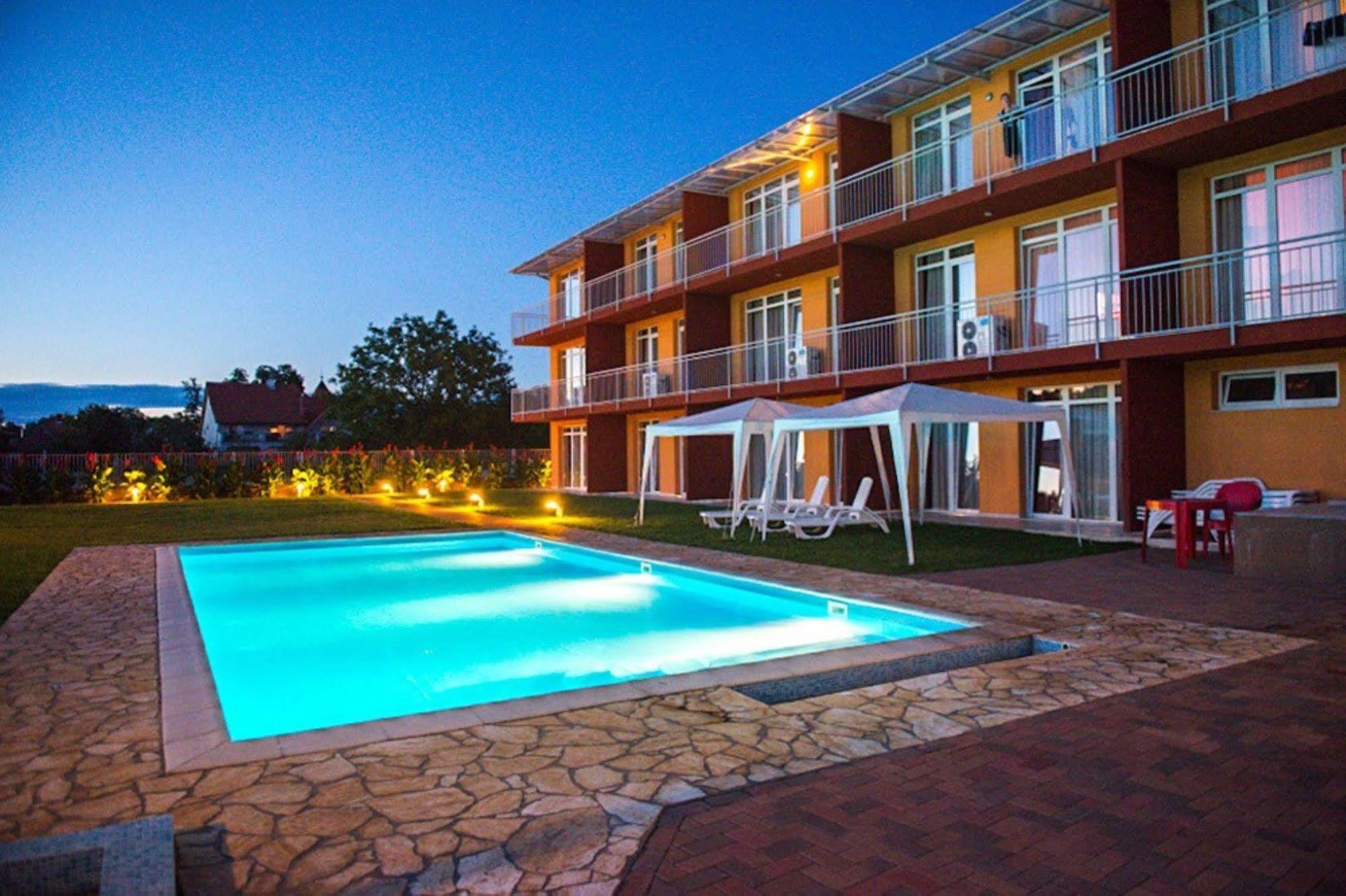 Kehida Family Resort Kehidakustány Exterior foto